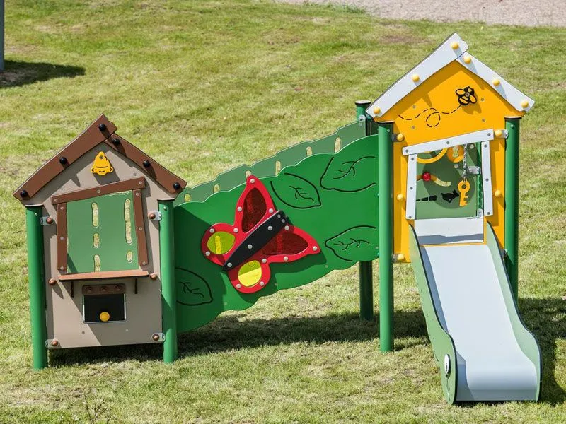 Miniplay Olivia on the playground with shop in front Miniplay Olivia on the playground with shop in front